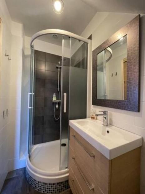 Charmant Studio Tout Confort Cesson Sevigne . Cesson-Sevigne Exterior foto